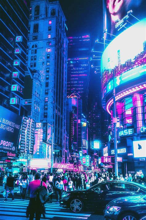 crowded city aesthetic associates.